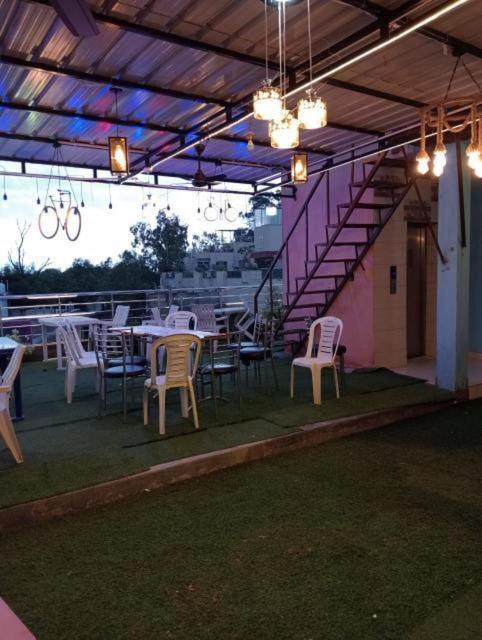 Hotel Rashmi Agra  Εξωτερικό φωτογραφία